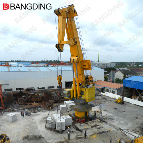 Kunckle Boom Crane